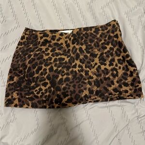 Abercrombie cheetah print skort